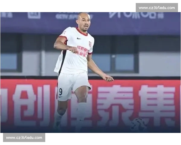 中超:2-2 绝平!青岛西海岸阻击成都蓉城登顶 中超:2-2 绝平!青岛西海岸阻击成都蓉城登顶